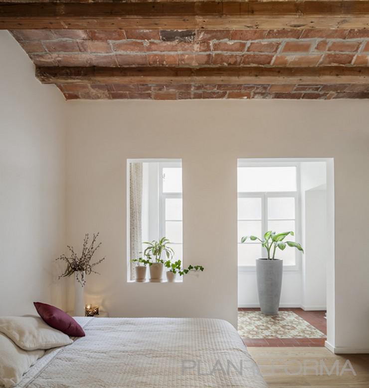 Dormitorio Estilo rustico Color marron, marron, blanco  diseñado por MASIASVERDES | Gremio 