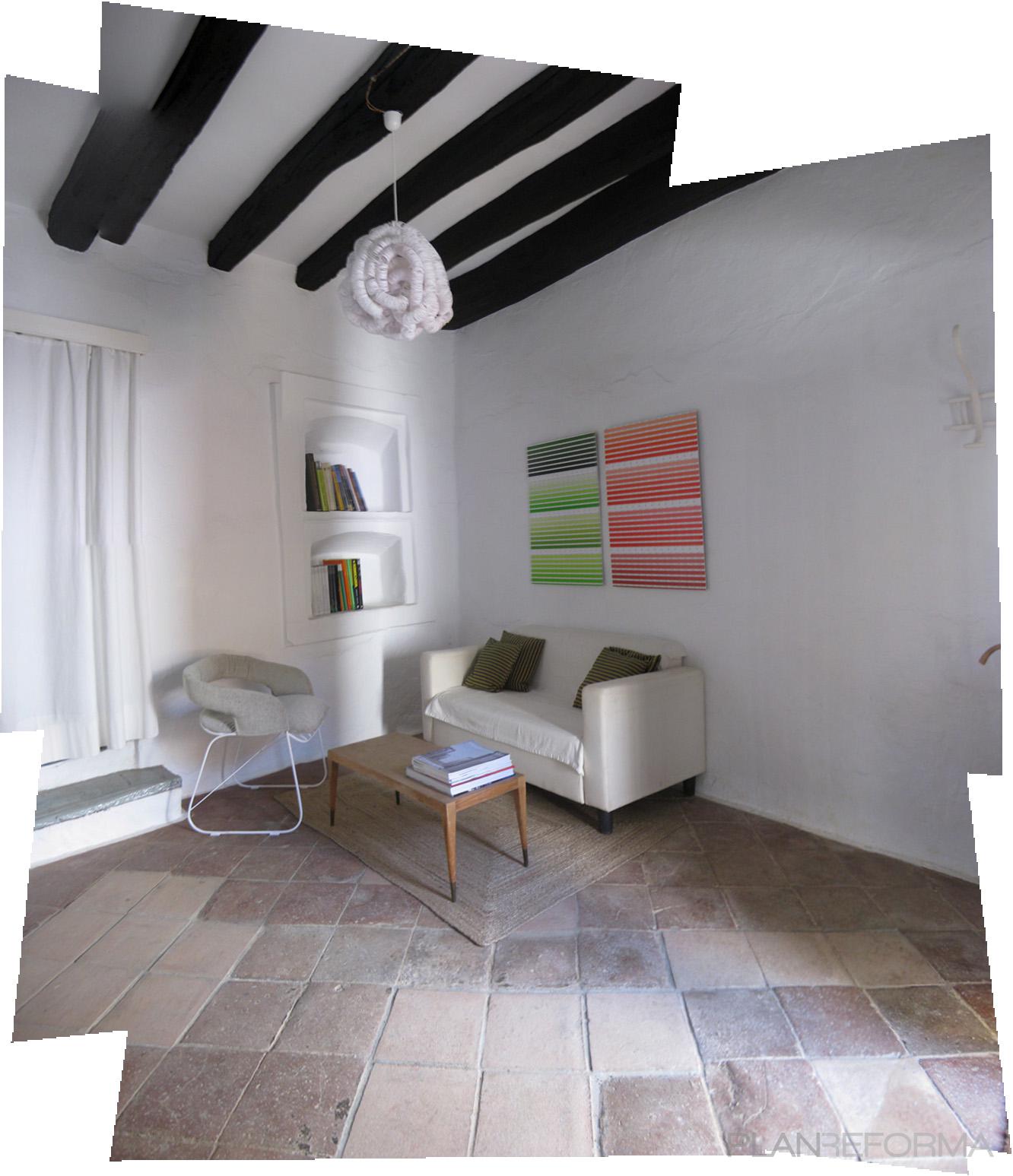 Recibidor style mediterraneo color marron, azul oscuro, beige  diseñado por GÓmez & GOrshkova | Arquitecto | Copyright Carlos Gómez Sos
