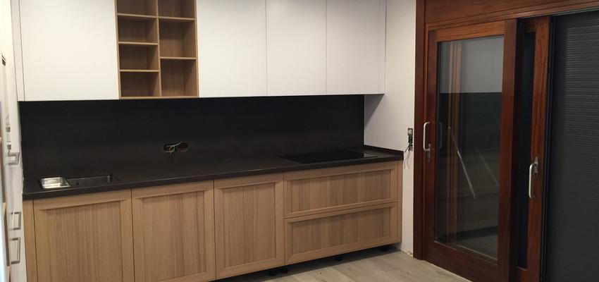 Cocina Estilo tradicional Color marron, ocre  diseñado por Cortina Fusters | Gremio 