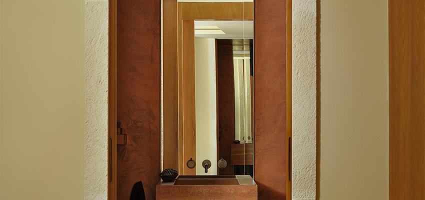 Baño Estilo vanguardista Color ocre  diseñado por Improreformas | Reformista, constructor | Copyright https://www.instagram.com/improreformas/