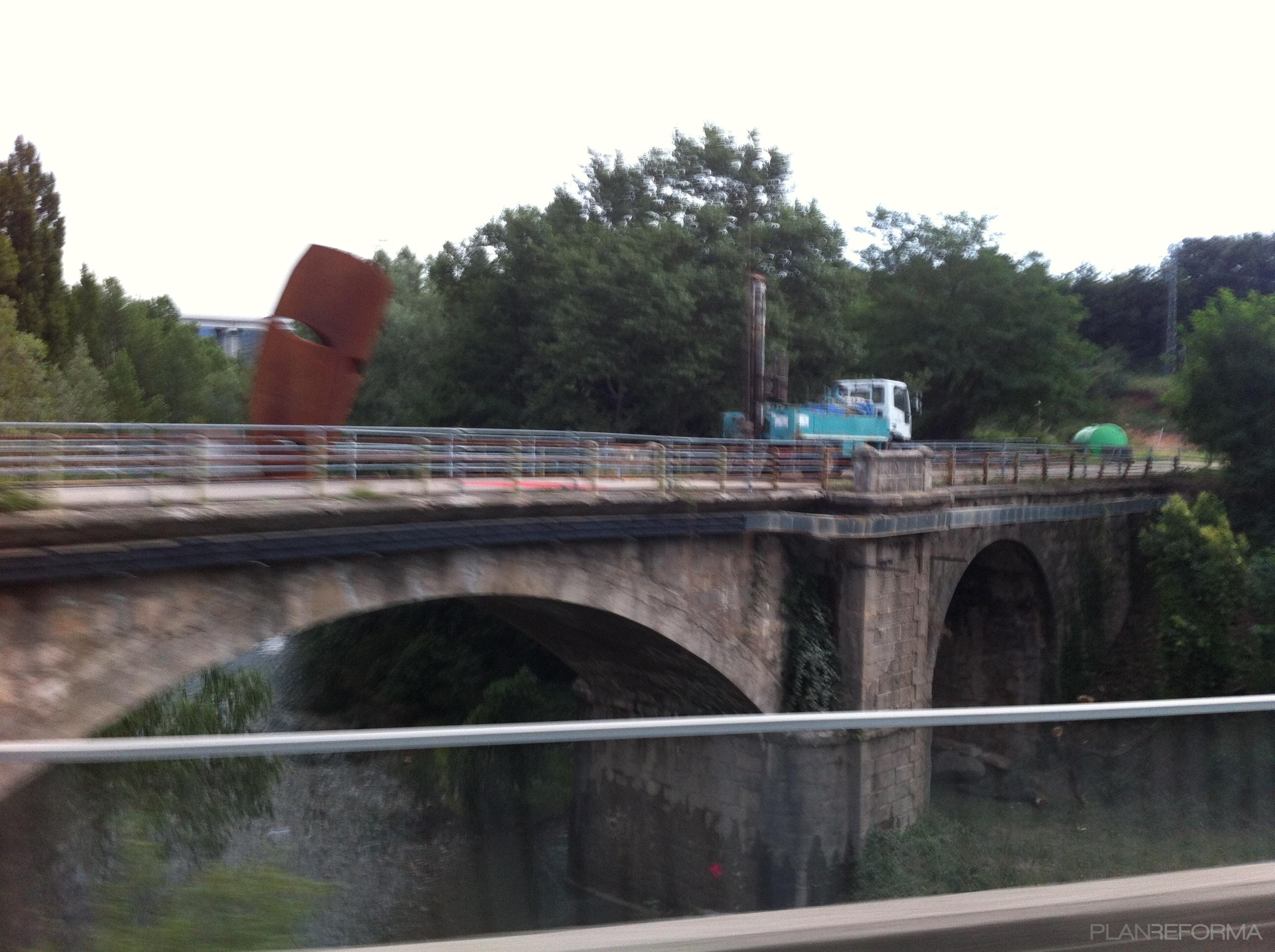 Terraza style contemporaneo color verde, gris  diseñado por Maestrat Global SL | Arquitecto Técnico | Copyright Maestrat Global SL