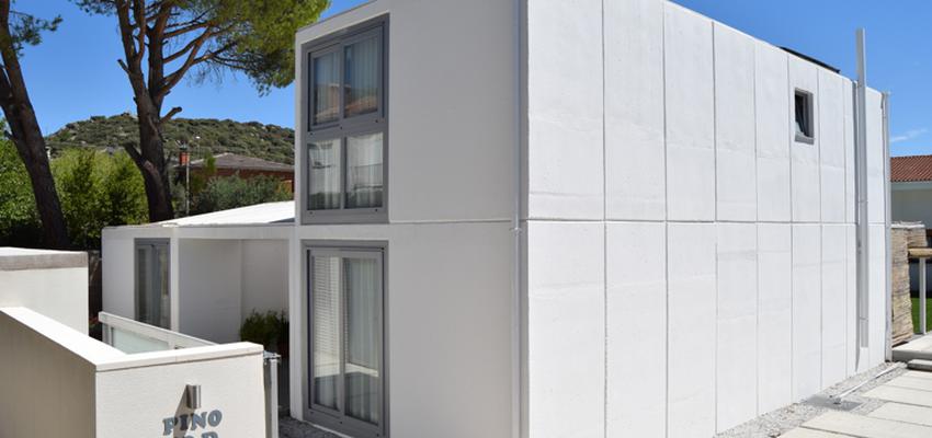 Exterior Estilo moderno Color verde, blanco, gris  diseñado por Arquitraza arquitectura | Arquitecto | Copyright Arquitraza arquitectura