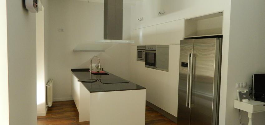 Comedor, Cocina style contemporaneo color blanco, gris, gris  diseñado por Alonso Zapata Gil | Arquitecto Técnico 