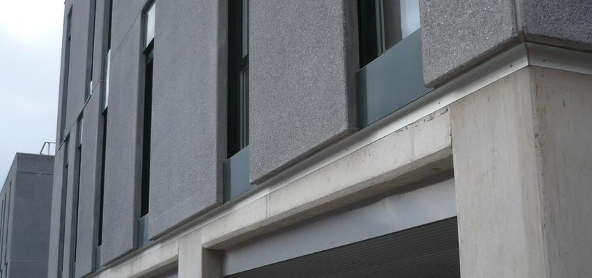 Exterior style contemporaneo color gris  diseñado por Arquitectura y Ordenación Urbana SL | Arquitecto 