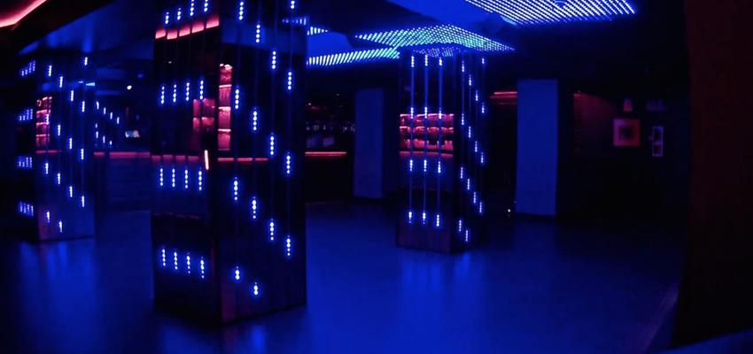 Sala de musica Estilo moderno Color rosa  diseñado por Cube Interiora SL | Gremio | Copyright Cube Interiora