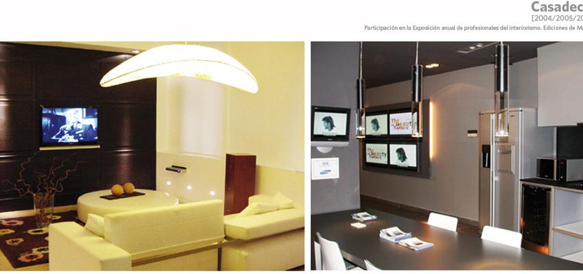 Sala de la TV style moderno color marron, gris, gris  diseñado por mara pardo | Interiorista 