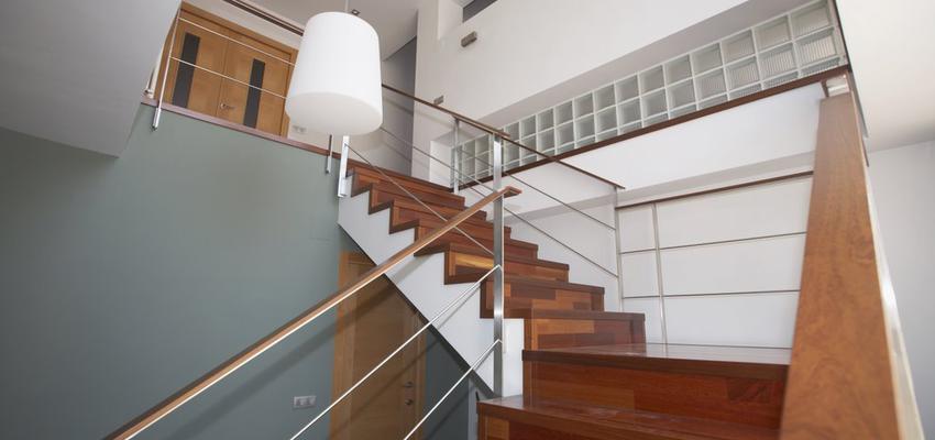 Escalera style contemporaneo color marron, blanco, gris  diseñado por Sergio | Arquitecto Técnico 