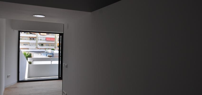 Recibidor style contemporaneo color beige, negro, plateado  diseñado por lulArq | Arquitecto 