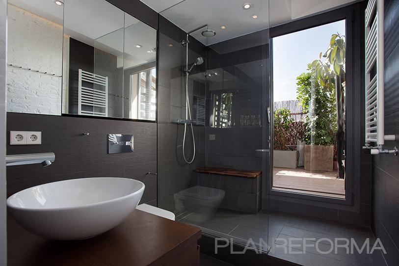 Baño style contemporaneo color marron, gris, gris  diseñado por wnestudio | Arquitecto | Copyright wnestudio
