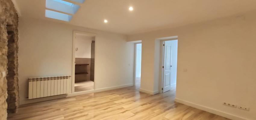 Pasillo Estilo mediterraneo Color marron  diseñado por JORDI OLIVER | Gremio | Copyright soy el propietario