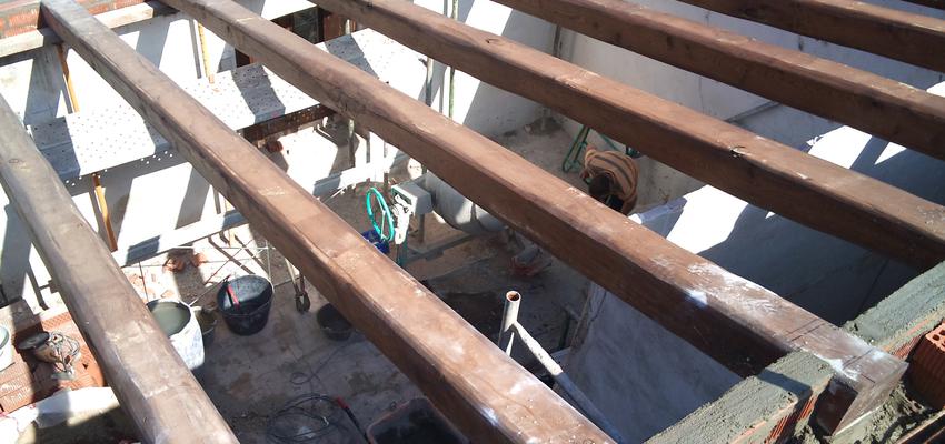 Estudio Estilo rustico Color marron  diseñado por JORDI OLIVER | Gremio | Copyright soy el propietario