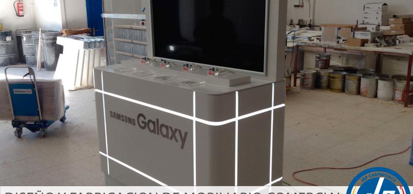 Oficina Estilo vanguardista Color turquesa  diseñado por J&P INSTALACIONES COMERCIALES | Arquitecto | Copyright J&P