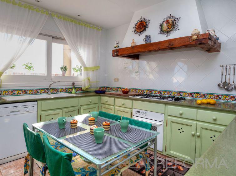 Cocina Estilo mediterraneo Color verde, azul, marron  diseñado por francisco | Gremio | Copyright J