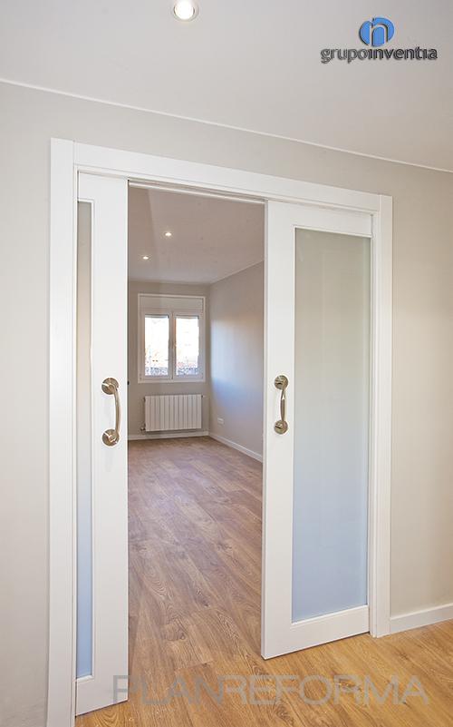 Salon style moderno color beige, marron, gris  diseñado por grupoinventia | Arquitecto Técnico | Copyright Grupo Inventia