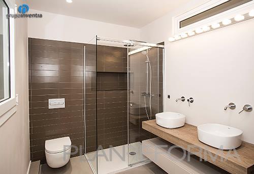Baño Estilo moderno Color beige, marron, blanco  diseñado por grupoinventia | Arquitecto Técnico | Copyright Grupo Inventia