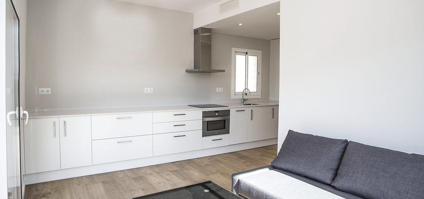 Cocina, Salon Estilo moderno Color marron, blanco, negro  diseñado por grupoinventia | Arquitecto Técnico | Copyright Grupo Inventia