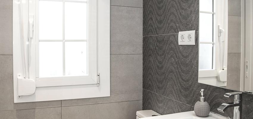 Baño Estilo contemporaneo Color beige, blanco, gris  diseñado por grupoinventia | Arquitecto Técnico | Copyright Grupo Inventia