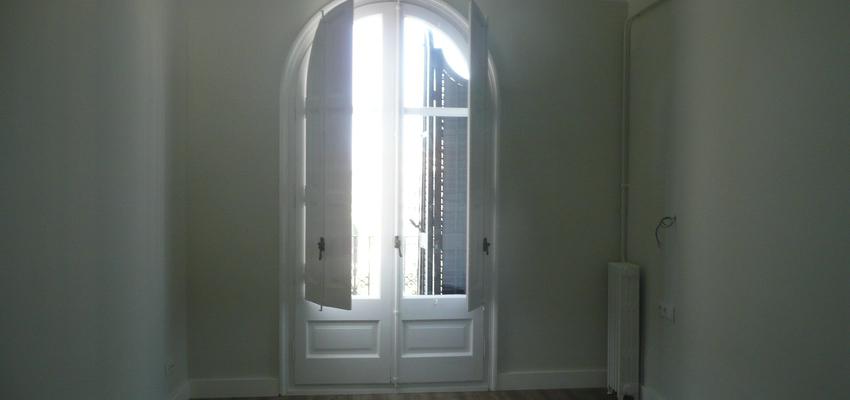 Dormitorio, Estudio Estilo clasico Color marron, blanco, gris  diseñado por mar batuecas | Gremio | Copyright Mar Batuecas