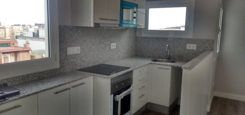 Comedor, Cocina Estilo clasico Color marron, blanco, gris  diseñado por mar batuecas | Gremio | Copyright Mar Batuecas