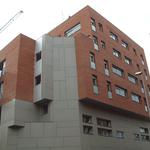 Exterior style contemporaneo color marron, gris