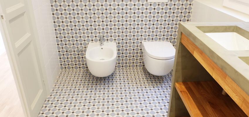 Baño Estilo mediterraneo Color azul cielo  diseñado por  Schmidl & Lupiáñez | Arquitecto | Copyright si