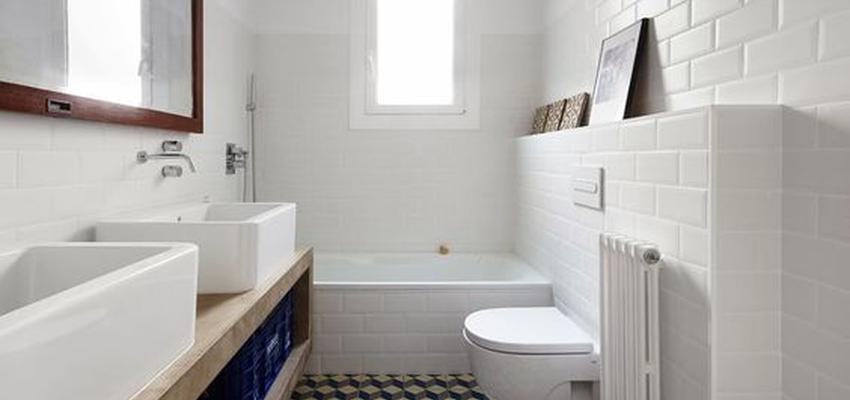 Cocina Estilo clasico Color azul cielo, azul, blanco  diseñado por CONSTRUYE | Gremio 