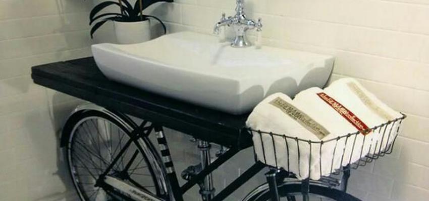 Baño style vintage color blanco, negro  diseñado por ADRIAN | Interiorista 