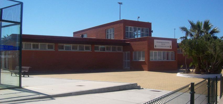 Exterior style contemporaneo color marron, blanco  diseñado por Francisco Emilio Gálvez Rodríguez | Arquitecto Técnico 