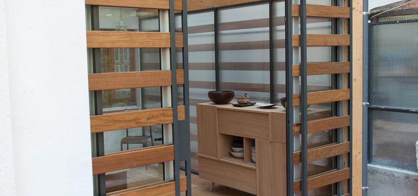 Comedor, Terraza Estilo moderno Color rojo, marron, beige, marron, beige, blanco, negro  diseñado por adosar | Gremio | Copyright Adosar