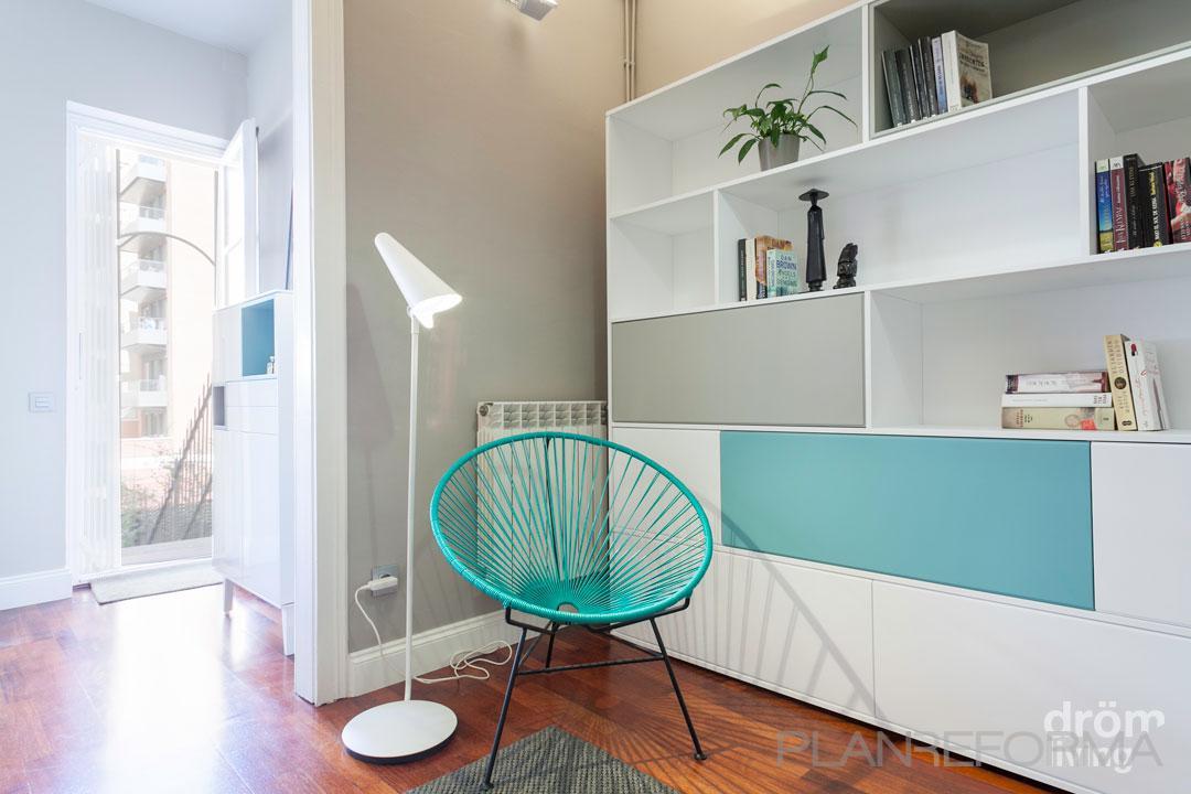 Recibidor, Vestibulo, Pasillo Estilo kitsch Color turquesa, marron, blanco, gris  diseñado por Dröm Living | Interiorista | Copyright Dröm Living