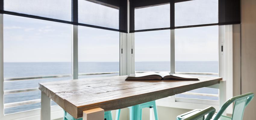 Comedor style mediterraneo color turquesa, beige, blanco  diseñado por Dröm Living | Interiorista | Copyright Dröm Living