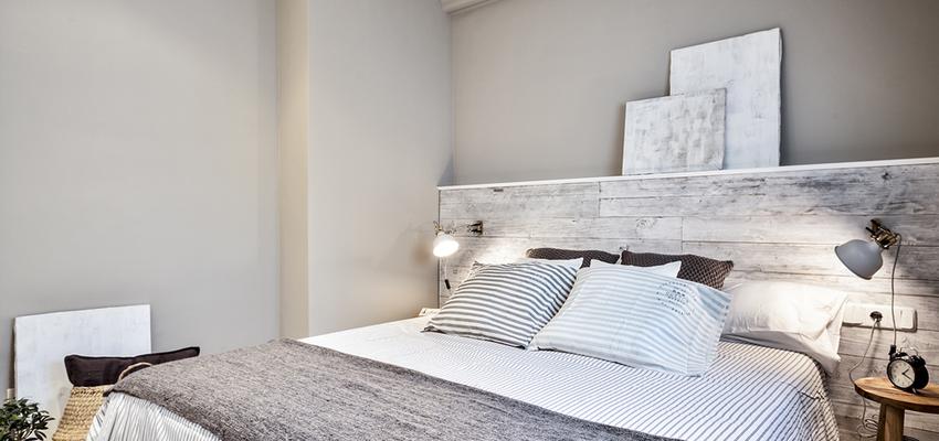 Dormitorio Estilo mediterraneo Color azul oscuro, beige, gris  diseñado por Dröm Living | Interiorista | Copyright Dröm Living