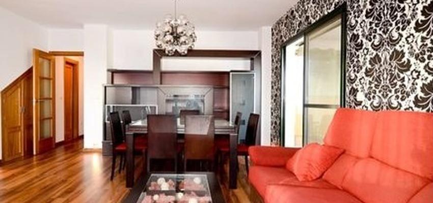 Comedor style moderno color rojo, marron, negro  diseñado por Miguel Ángel Rodríguez Rodríguez | Arquitecto 