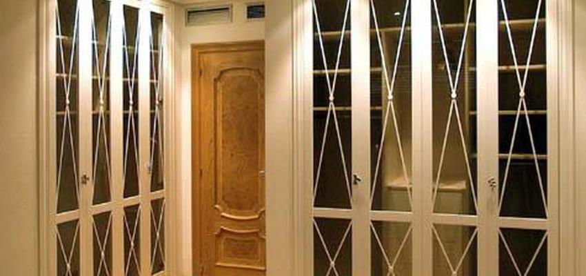 Vestidor style clasico color beige, marron  diseñado por ana garcía | Interiorista 