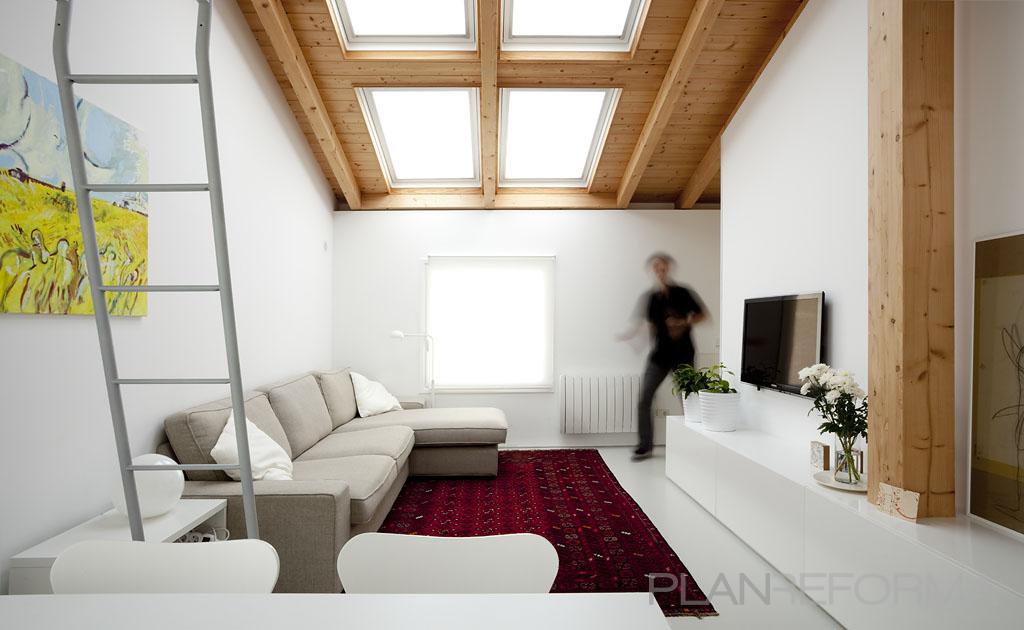 Salon Estilo moderno Color rojo, marron, beige, blanco  diseñado por pura arquitectura | Arquitecto 