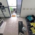 Salon style moderno color beige, blanco, gris, negro