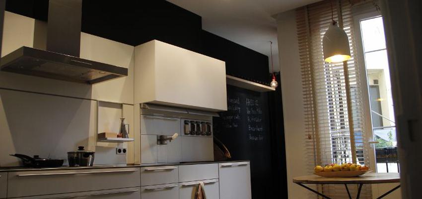 Cocina Estilo contemporaneo Color gris, negro, plateado  diseñado por Andoni Bollada | Interiorista | Copyright Andoni Bollada