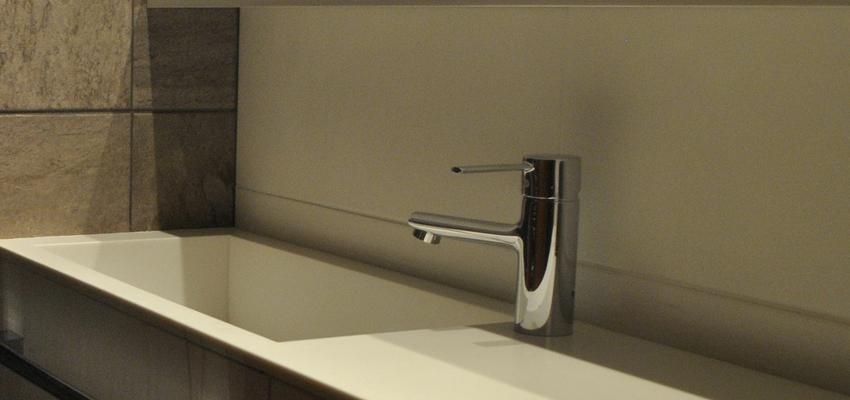 Baño style contemporaneo color beige, marron, blanco  diseñado por MARIA ESTEBAN RECHE | Interiorista 