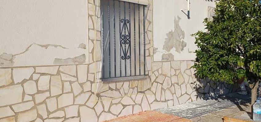 Exterior Estilo clasico Color gris  diseñado por José María Soto Paredes | Reformista, constructor 