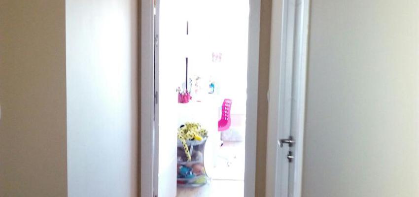 Pasillo style clasico color marron, beige, blanco  diseñado por SEOM CONSTRUCTORA | Gremio 