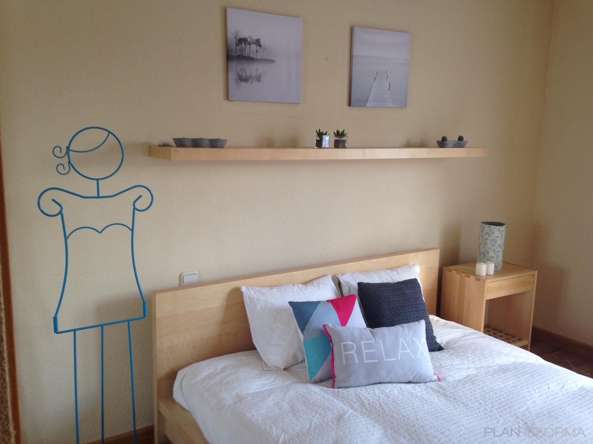 Dormitorio style contemporaneo color blanco, gris, gris  diseñado por Nuevos AYRES | Interiorista 