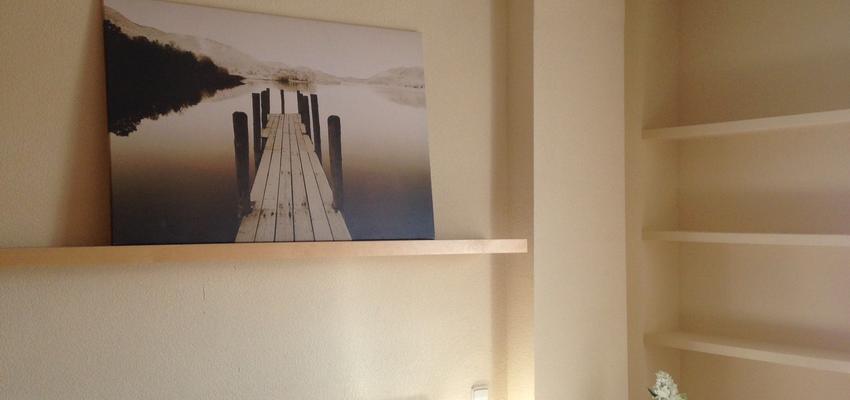 Dormitorio style contemporaneo color blanco, gris, gris  diseñado por Nuevos AYRES | Interiorista 