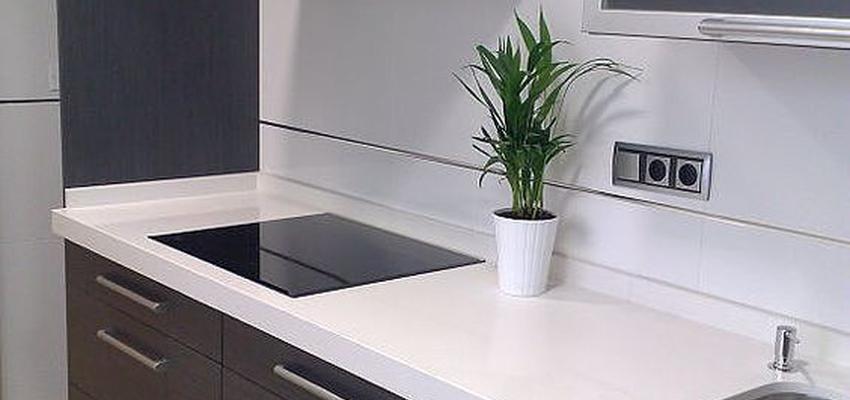 Cocina Estilo moderno Color amarillo  diseñado por AZAIR S.L. | Gremio | Copyright Cocina en Villaverde Alto