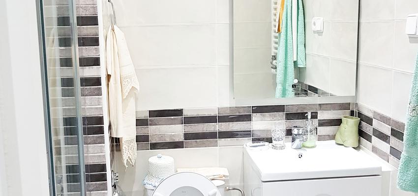 Baño Estilo moderno Color verde  diseñado por AZAIR S.L. | Gremio | Copyright Azairsl