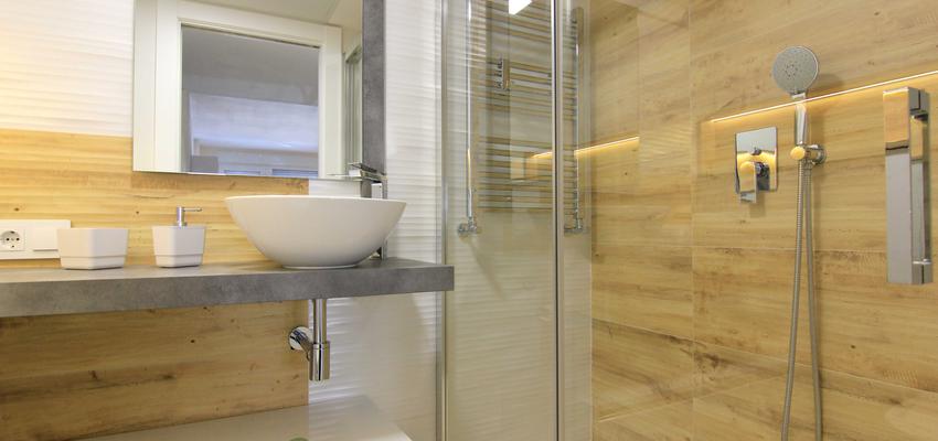 Baño Estilo moderno Color plateado  diseñado por Danma Design | Interiorista | Copyright Danma Design