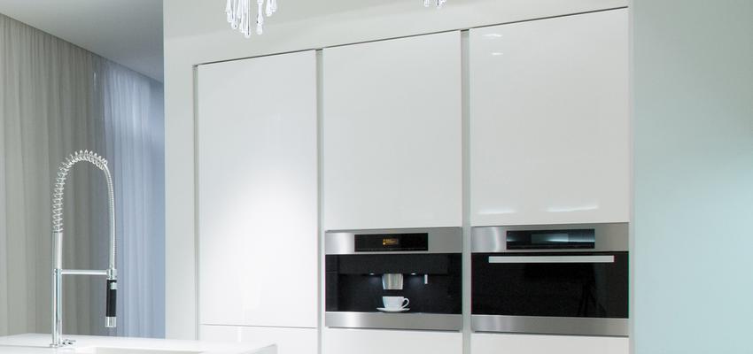 Cocina Estilo contemporaneo Color blanco  diseñado por Milan Iluminación | Decorador | Copyright Milan Iluminación