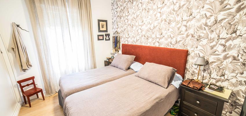 Dormitorio Estilo moderno Color marron, beige, blanco  diseñado por ViviendaSana | Reformista, constructor | Copyright ViviendaSana