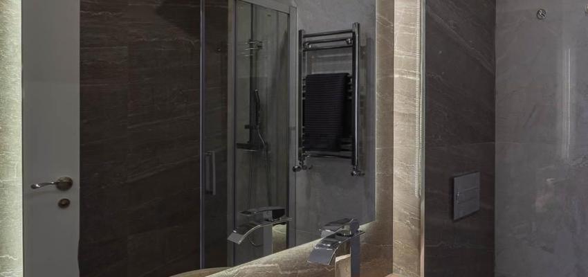 Baño Estilo moderno Color rosa  diseñado por REFORMAS INTEGRALES VILAFRANCA | Reformista, constructor 