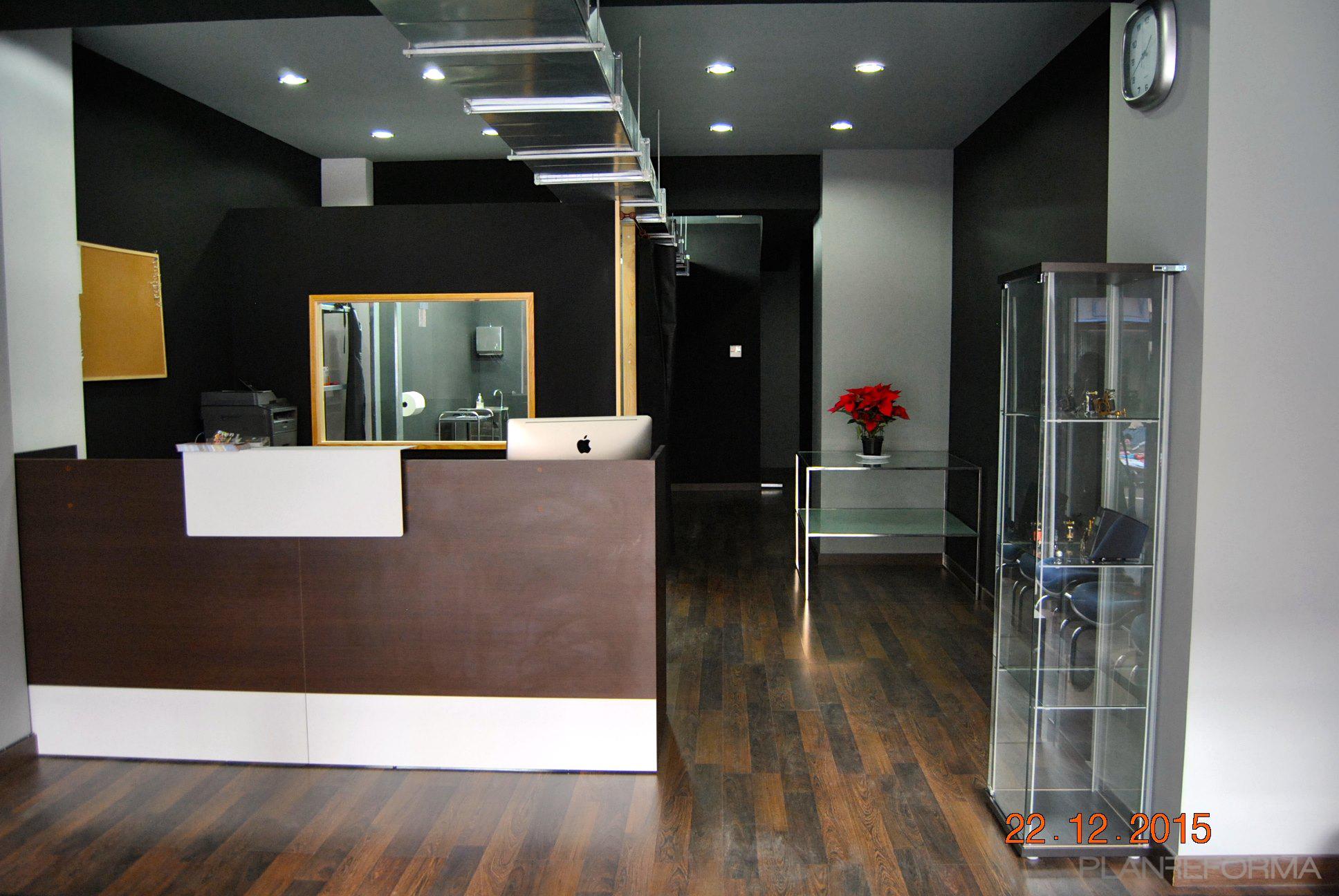 Estudio, Recibidor Estilo moderno Color ocre  diseñado por Reformalias | Gremio 