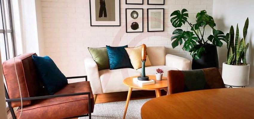 Salon Estilo eclectico Color ocre, marron, blanco  diseñado por Sandra Contreras | Interiorista | Copyright En una Consulta realizada por video conferencia, le aclaramos las dudas sobre las ideas que tenia nuestro cliente para reformar su piso y le dimos nuevas sugerencias para mejorar sus resultados.  Sigue leyendo: https://proyectos.habitissimo.es/proyecto/consulta-sobre-la-reforma-de-un-piso#ixzz7vDNCeiqS